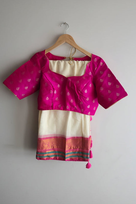Cream Kerala Mul Cotton Saree | Pink & Green Border | With Princess Cut Blouse