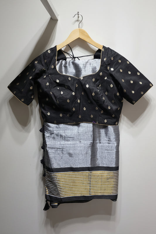 Black & Silver Tissue Mul Cotton Saree | Kerala Weave | With Princess Cut Blouse